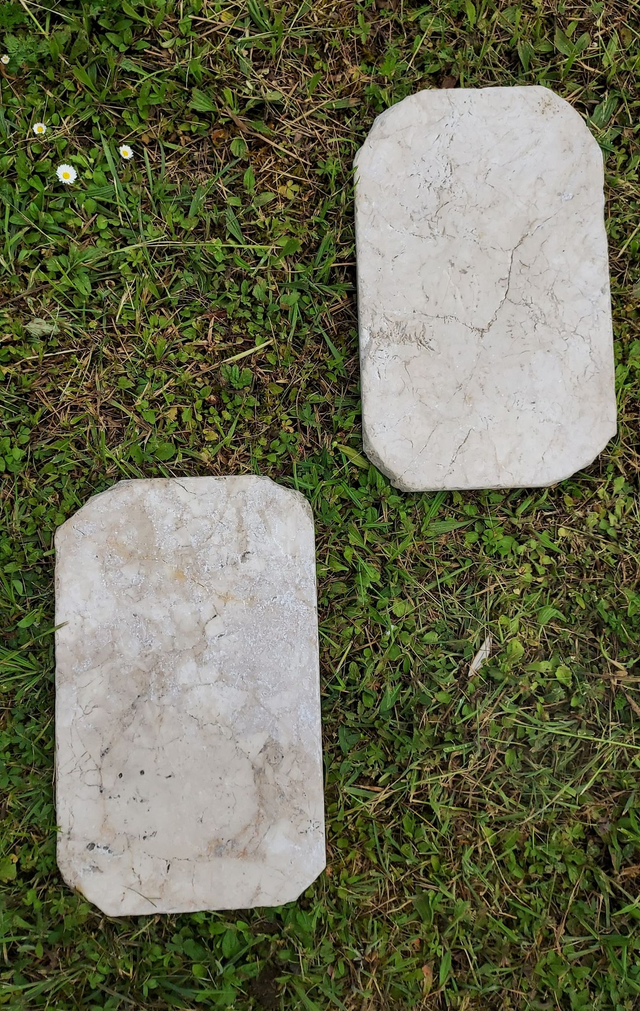 PAS JAPONAIS TRAVERTIN