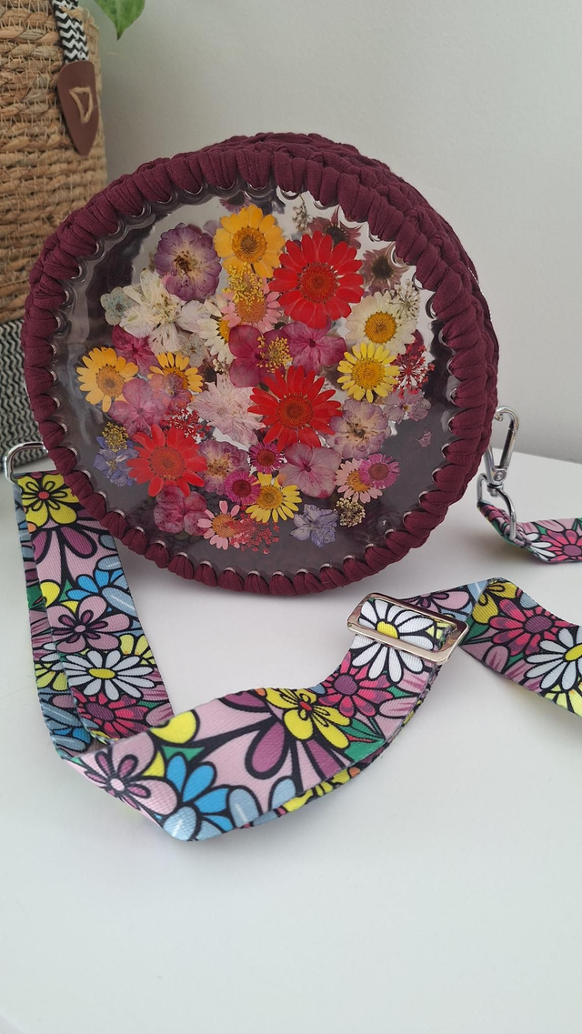Sac résine et crochet fleur