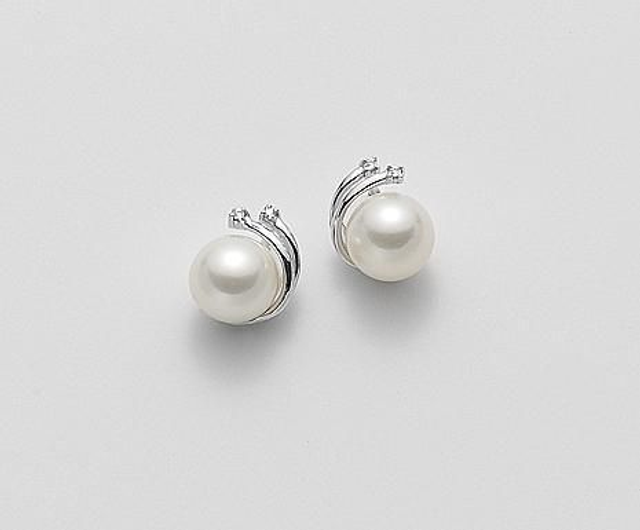 Orecchini Mikiko in Oro 18Kt con Perle e diamanti