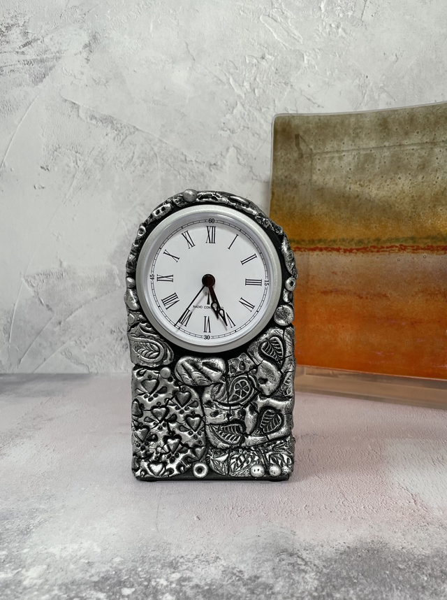 AZTEC RUSTIC SILVER CLOCK