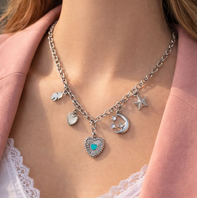 Ketting blauw hartje zilver