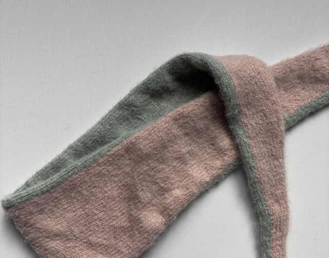 Écharpe rose et vert pâle