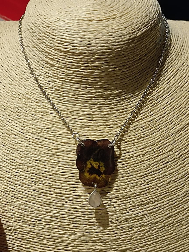 Parure collier+boucles Pensées &amp; Quartz Rose