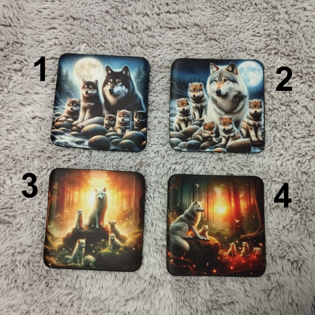 7. Set de 4 pièces - Loups