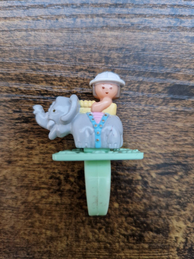 Suzie On Safari Ring 