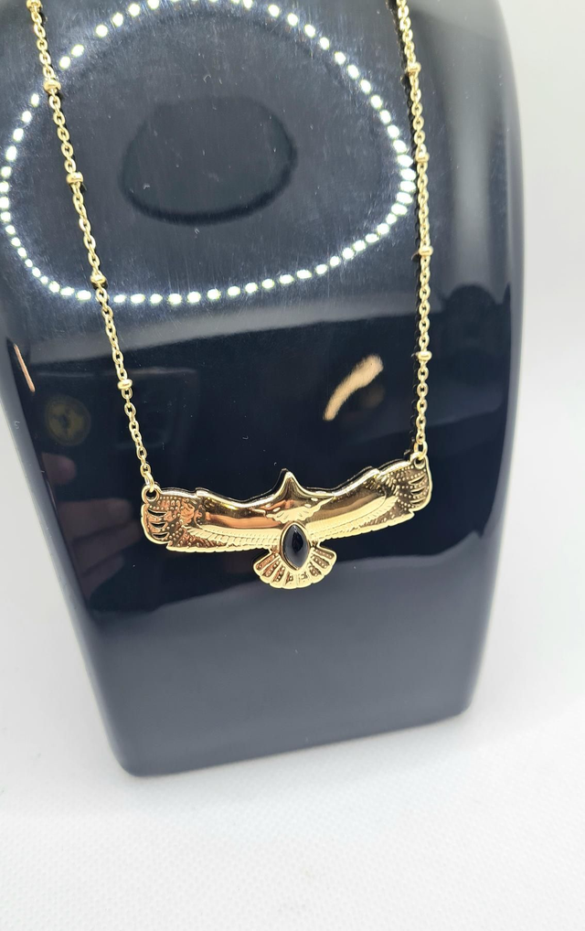 Collier "Tikka" en acier inoxydable or avec cabochon en obsidienne noir