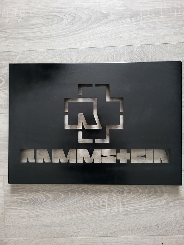 Cadre RAMMSTEIN lumineux