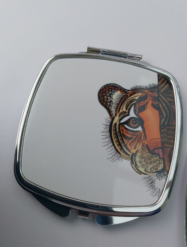 Tiger Mirror 