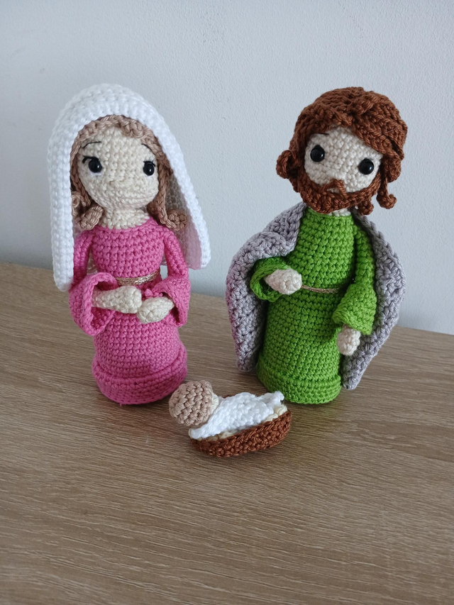 Crèche de Noël au crochet