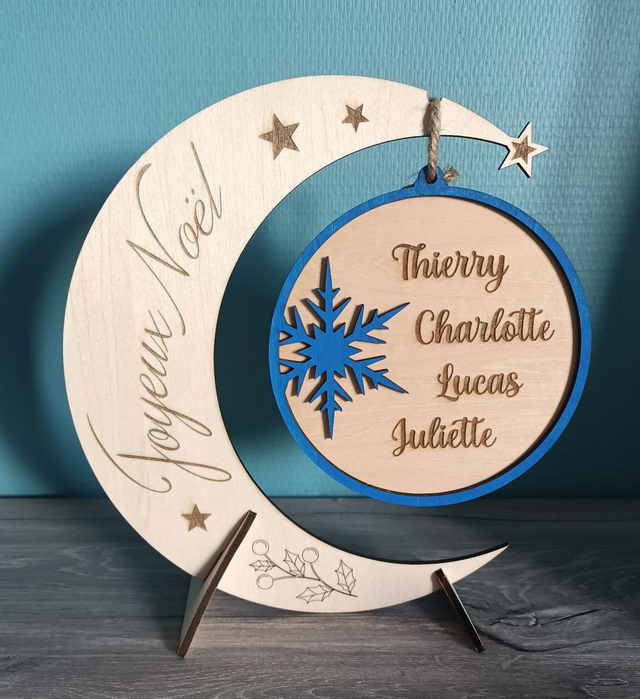 Lune boule de Noël v2025