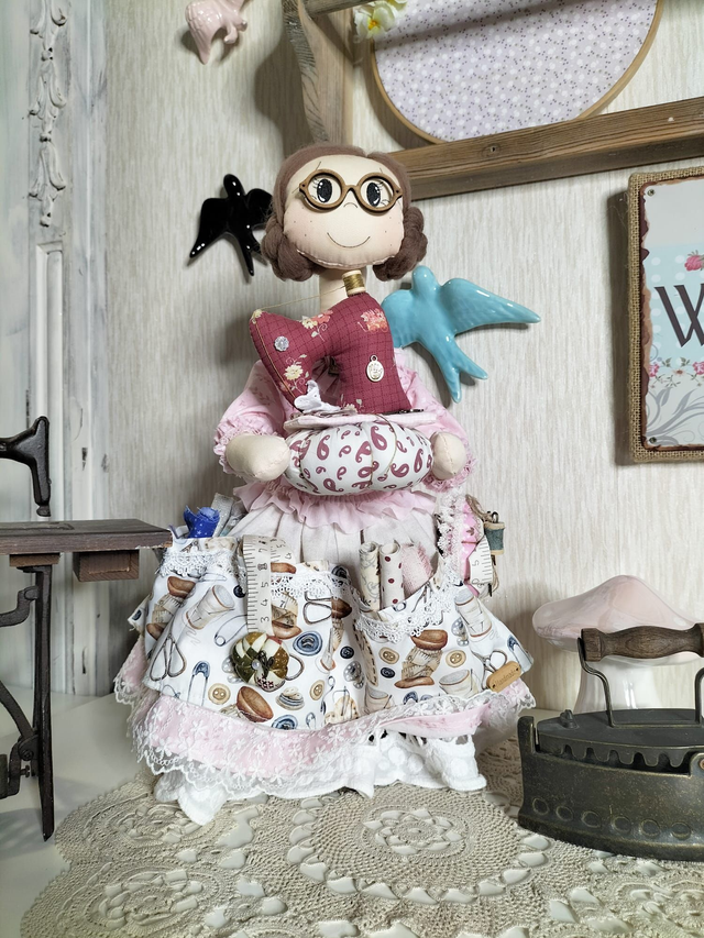 Boneca Olivia pequena