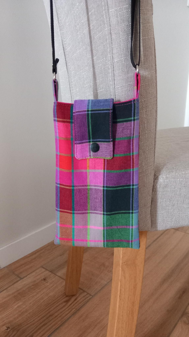 Pochette téléphone 