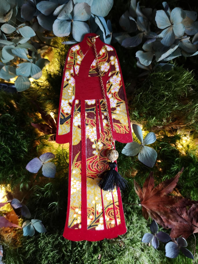 Marque-pages - kimono - papier - washi - fleurs de prunier - perle - pompon - La&amp;Titia