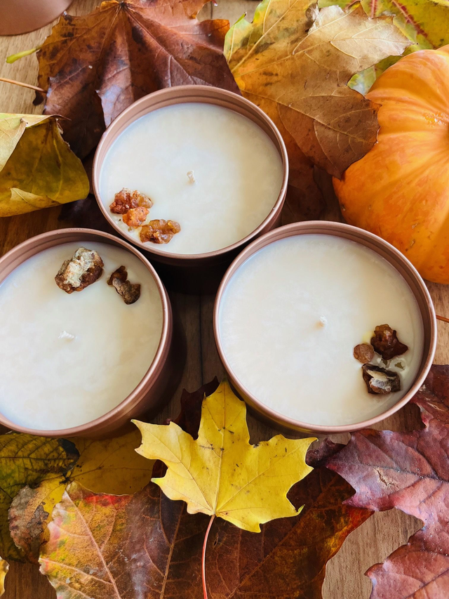 Sandalwood & Myrrh candle