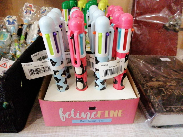 Stylo félin plusieurs couleurs