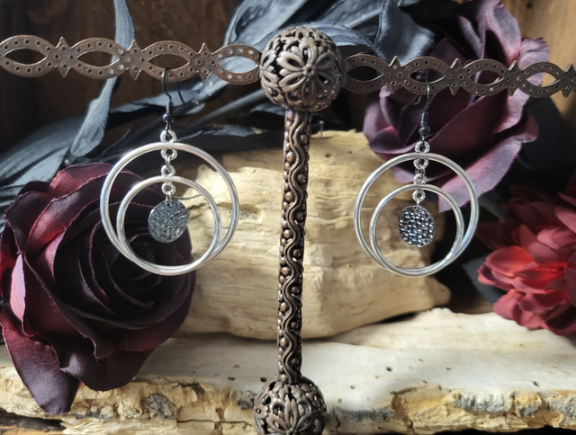 Boucles d'Oreilles "Eclipse Noire"