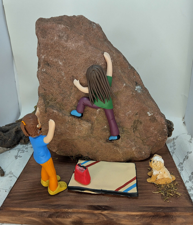 Customized bouldering figure