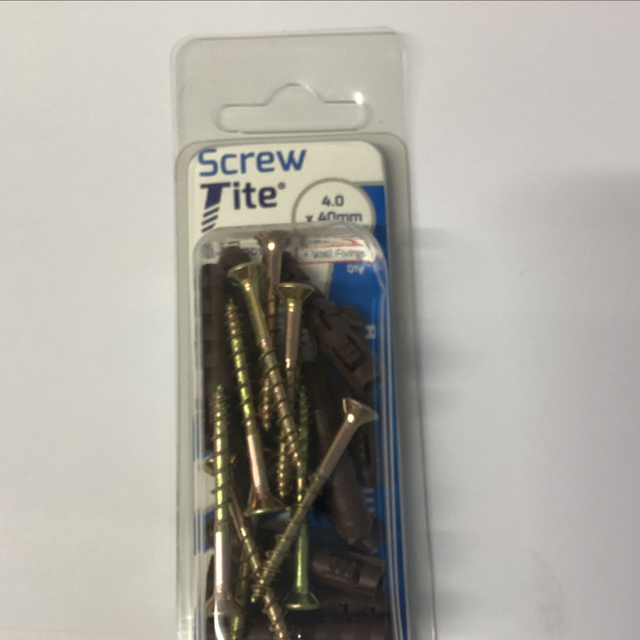 Screw tite b plugs &screw 62042