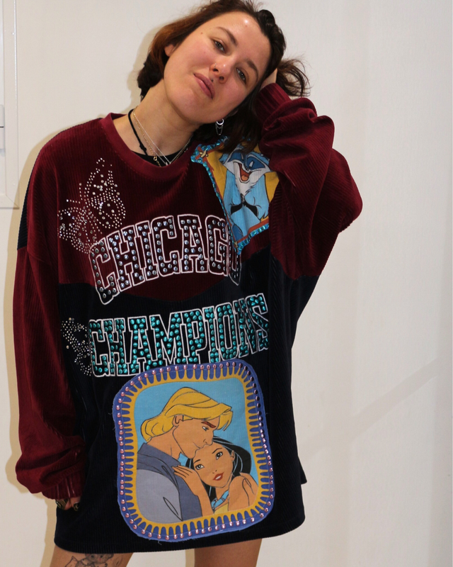 đ Robe-Pull "Pocahontas & Meeko" UpcyclĂ©e â Chicago Legends â Taille 3XL