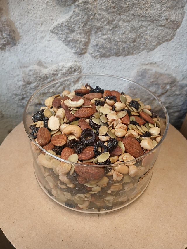 Mélange apéritif olives prix pour 100g