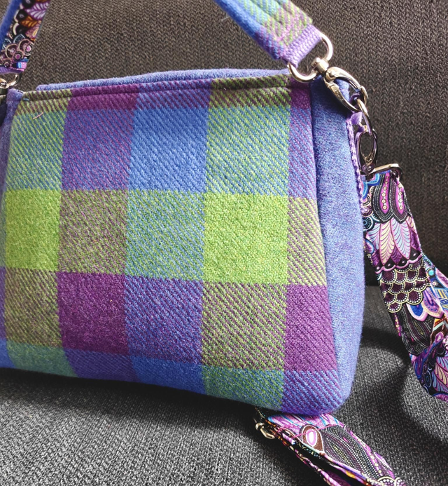 Scottish Tweed Strathspey bag.