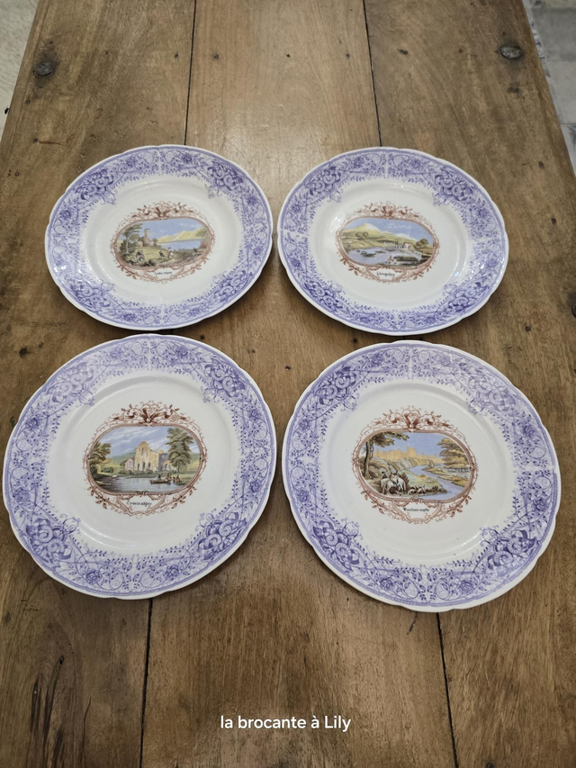 Assiettes parlantes en porcelaine 
