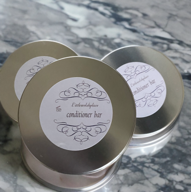 Natural unscented conditioner bar