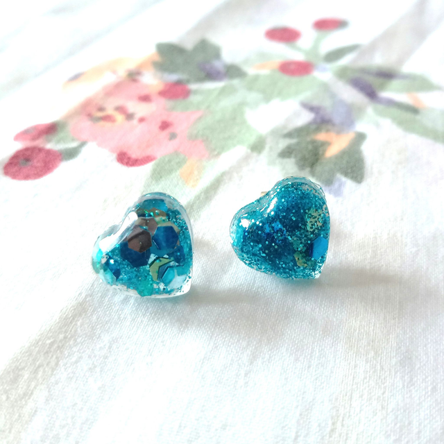 Puces d'oreilles aux 1000 paillettes- Coeur
