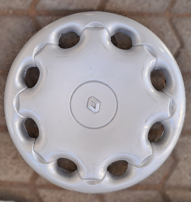 Enjoliveur Renault Megane 2/Laguna 1-15&quot; Modèle Equinoxe Occasion 