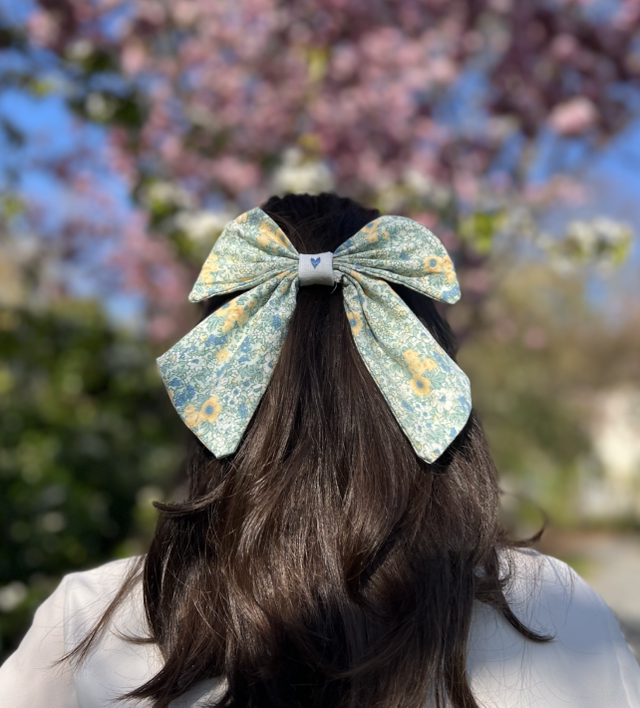 Noeud Ahora* fleuri vert/bleu