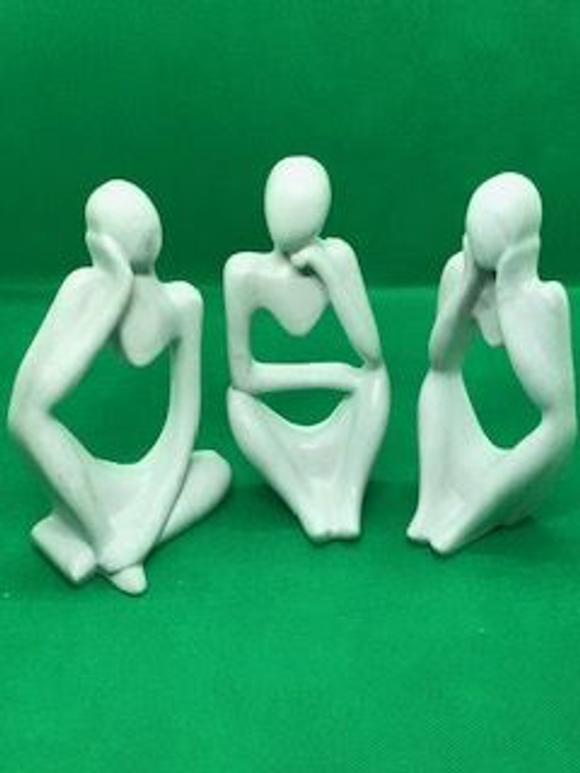 Lot 3 statuettes