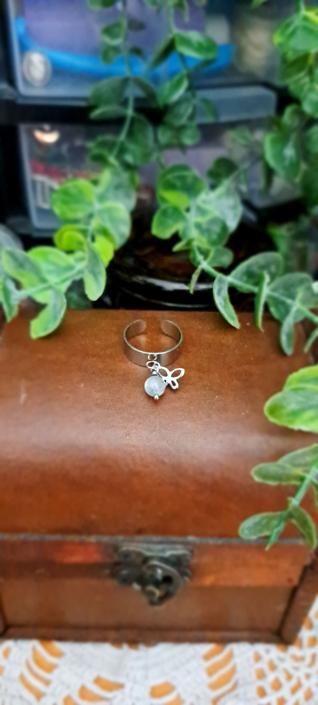 Bague réglable Bansidh papillon et labradorite