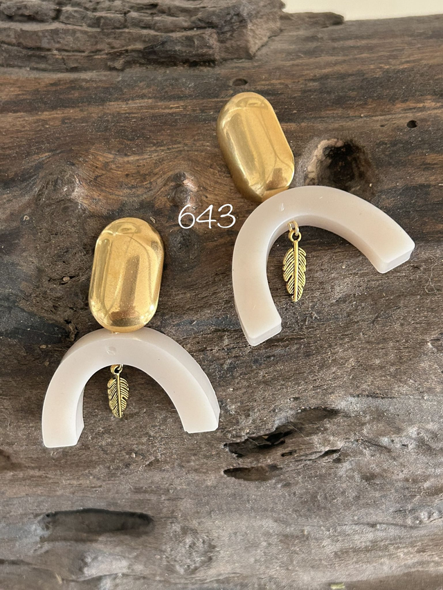 🤍Boucles d'oreilles "Lucky Arch" – Réf. 643