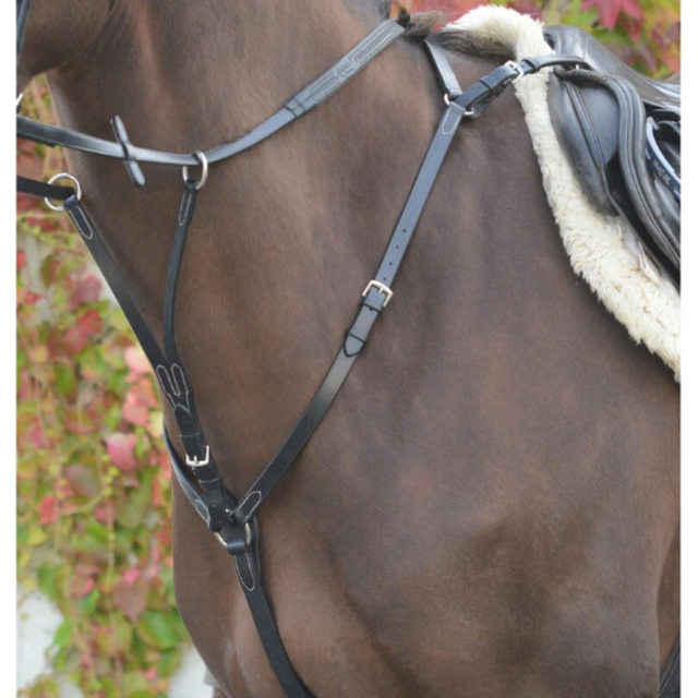 Mackey Hunting  Brestplate &amp; Martingale Attachment