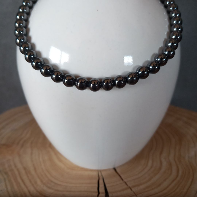Collier en Hématite