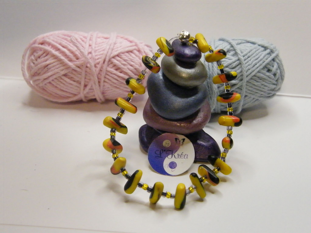 Perles Jaune/Noir/Rouge