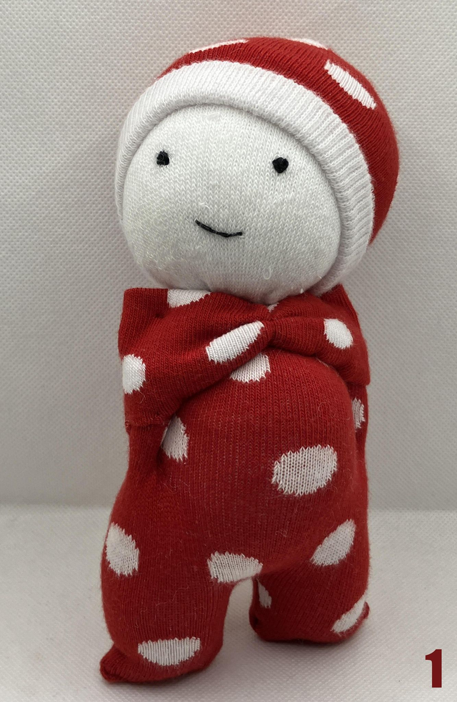 Doudou-chaussette rouge à pois blancs 1