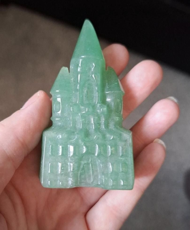 Green Aventurine castle 