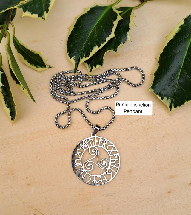 RUNIC TRISKELION PENDANT 