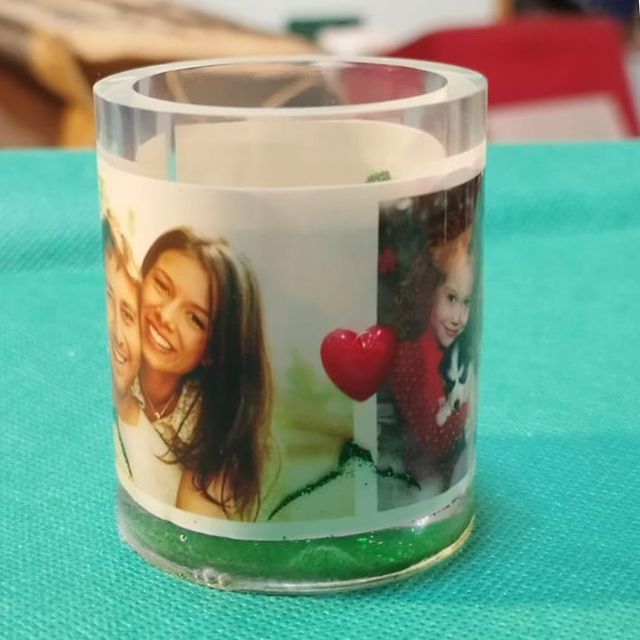 CRISTALLO CHIMICO(RESINA) CILINDRO  H 6 CM DIAMETRO 5 CM PORTA OGGETTI PERSONALIZZATO CON FOTO