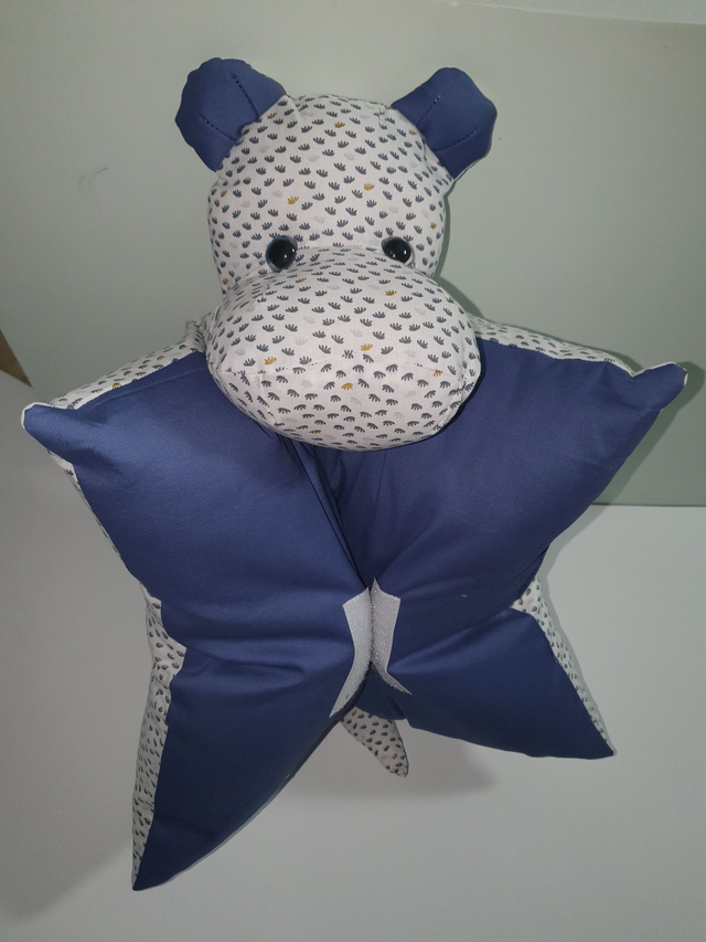 Coussin Hippopotame bleu