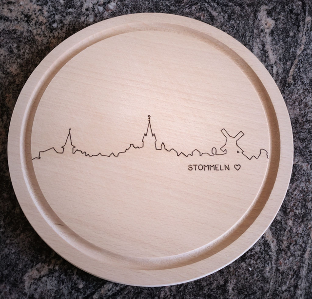 Frühstücksbrettchen Skyline