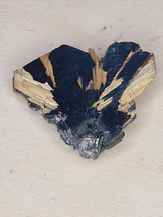 Hématite, Rutile / 014