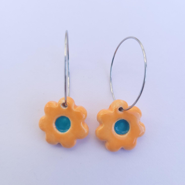 Daisy Hoop Earrings