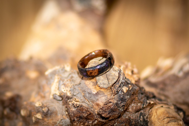 Ring: Baumseele – Handgefertigter Holzring 16mm