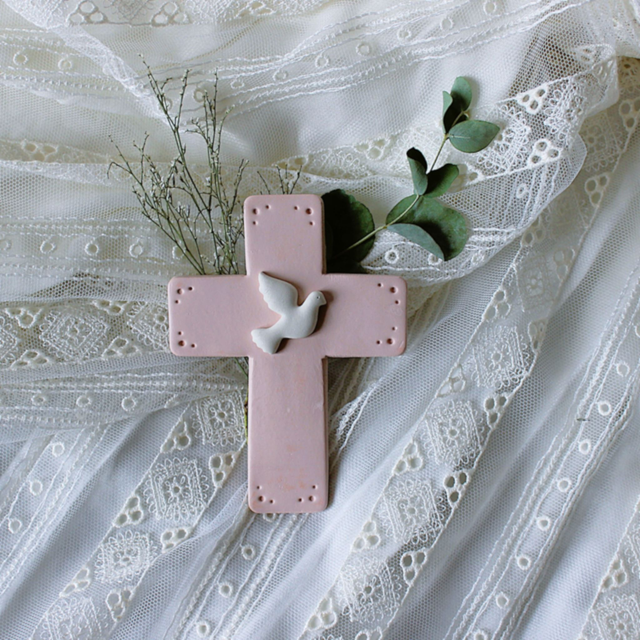 Croix droite rose