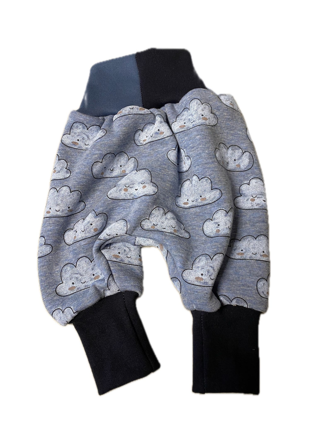 Pumphose Gr. 50-56 "Wolken"