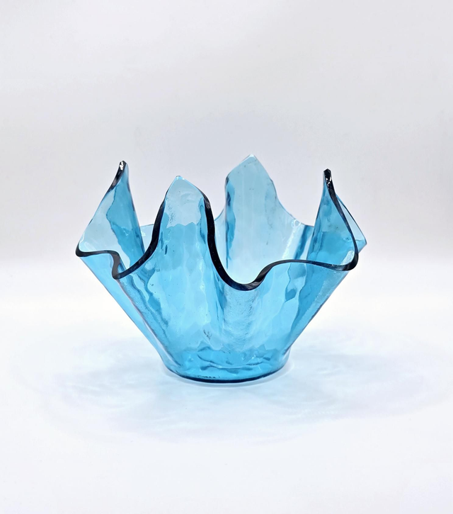 636. Vintage Handkerchief Bowl 