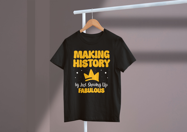 Making History By Just Showing Up Fabulous Women Empowerment. Schreiben Sie Geschichte, indem Sie einfach die großartige Stärkung der Frauen zeigen