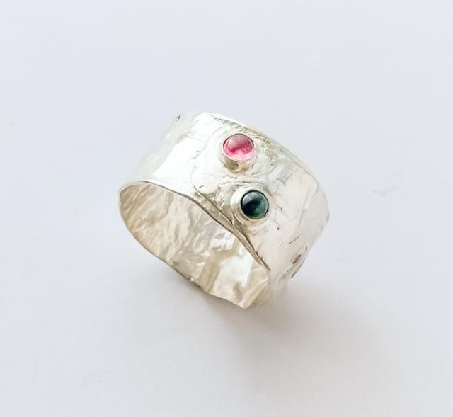 Anillo en Plata 925 con turmalinas verde y rosa